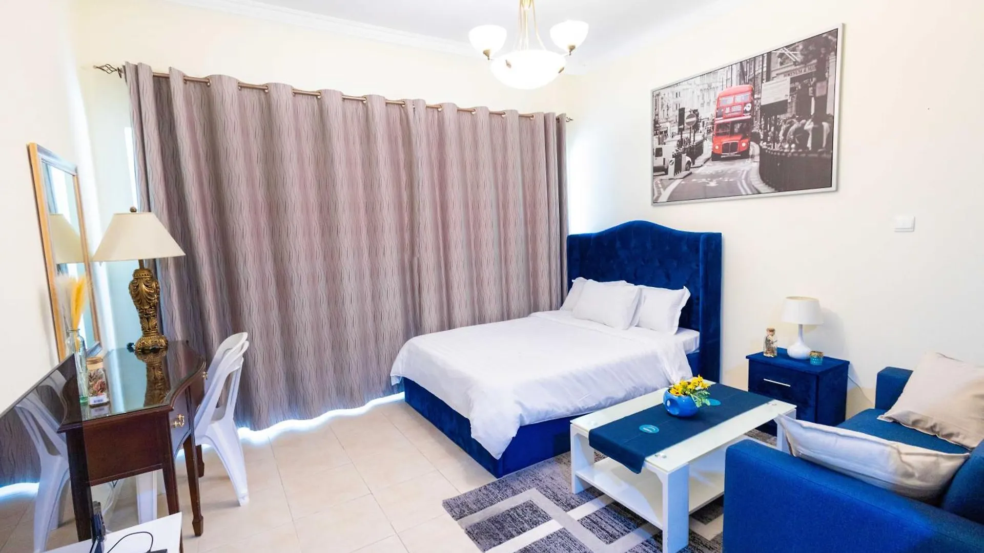 Dubai Lux Studio Apartment, Burj Al Nujoom 0*,