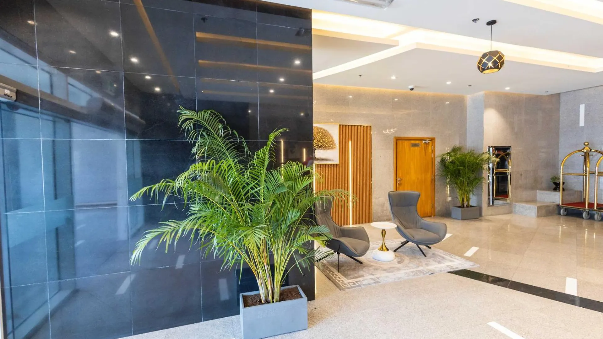 Dubai Lux Studio Apartment, Burj Al Nujoom 0*,  United Arab Emirates