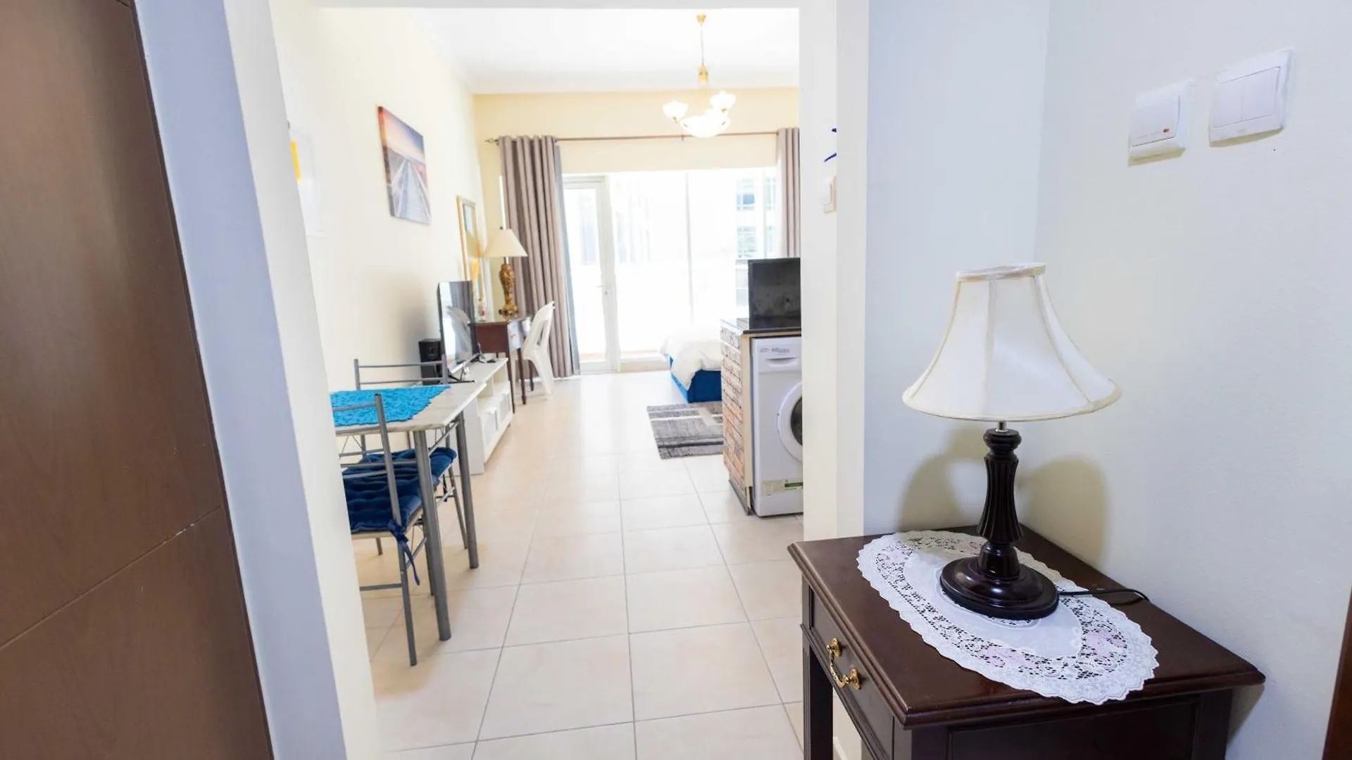 Apartment Dubai Lux Studio Apartment, Burj Al Nujoom